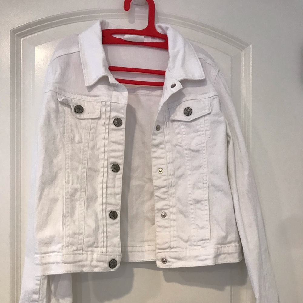 Crazy 8 white denim jacket